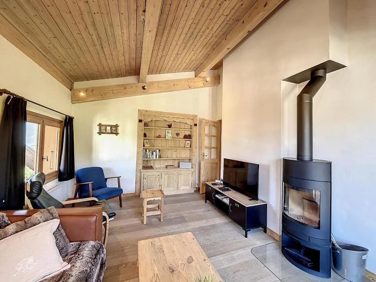 Superbe 3 Pieces Avec Balcons En Plein Coeur De Combloux - Parking, Wifi, Lave-Linge - Fr-1-560-106 Apartment