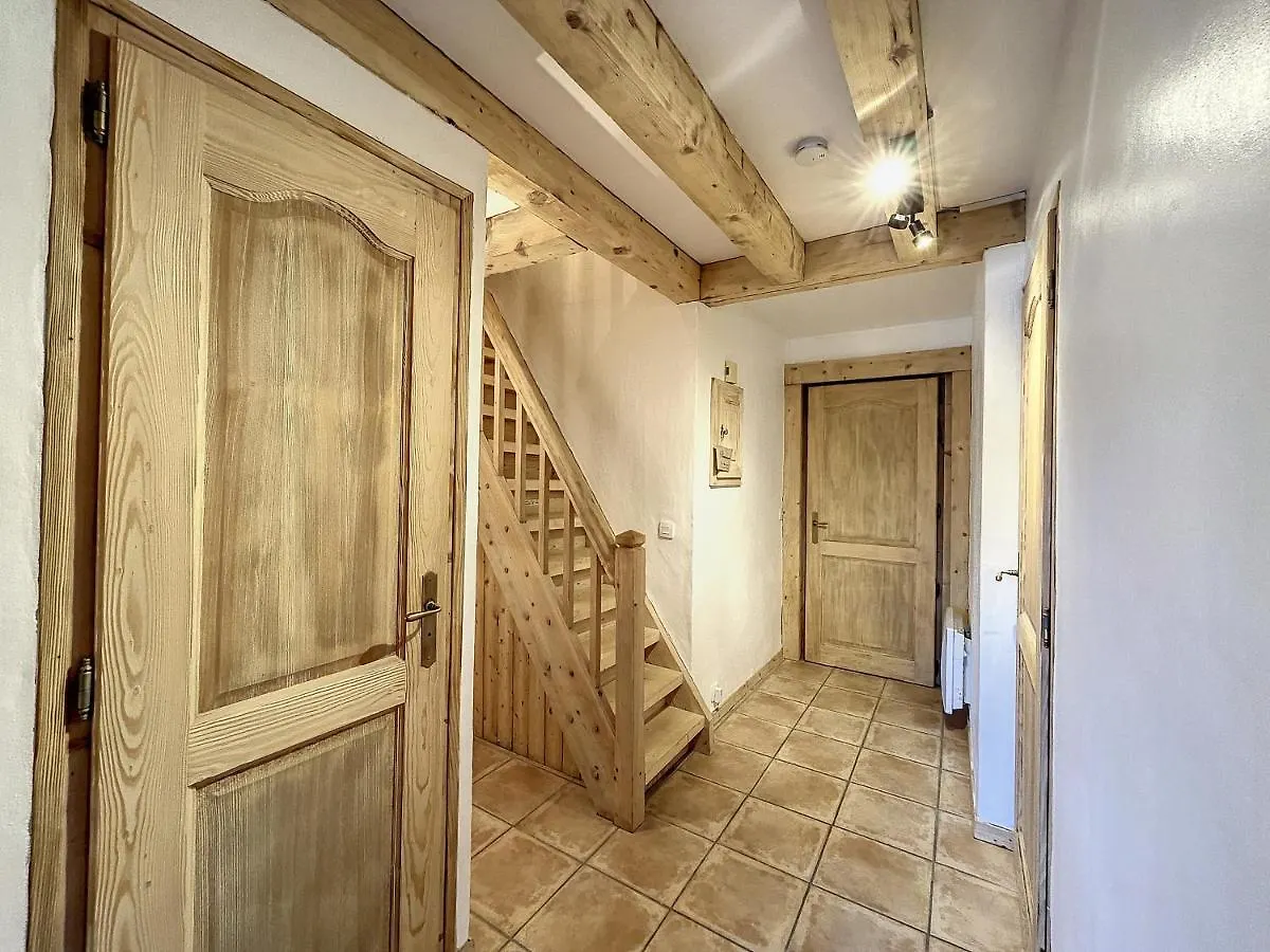 Superbe 3 Pieces Avec Balcons En Plein Coeur De Combloux - Parking, Wifi, Lave-Linge - Fr-1-560-106 Apartment France