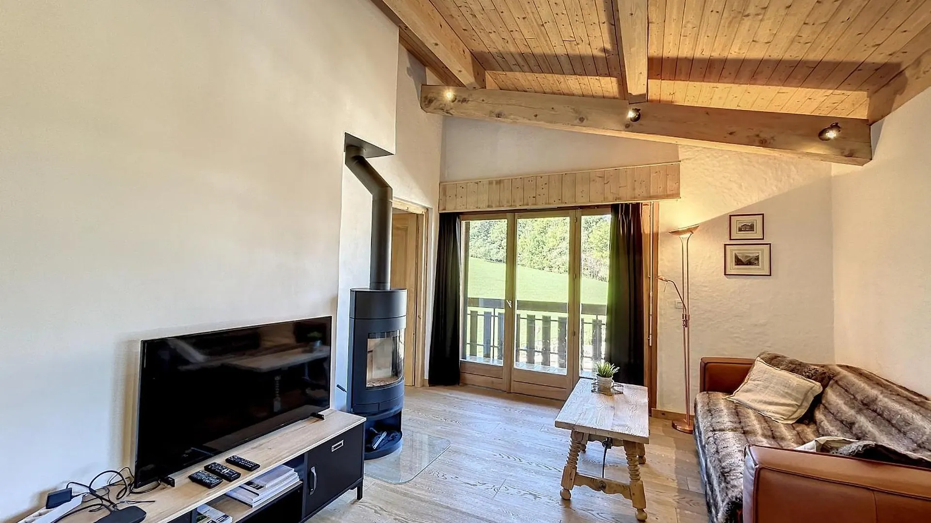 Superbe 3 Pieces Avec Balcons En Plein Coeur De Combloux - Parking, Wifi, Lave-Linge - Fr-1-560-106 Apartment 0*,