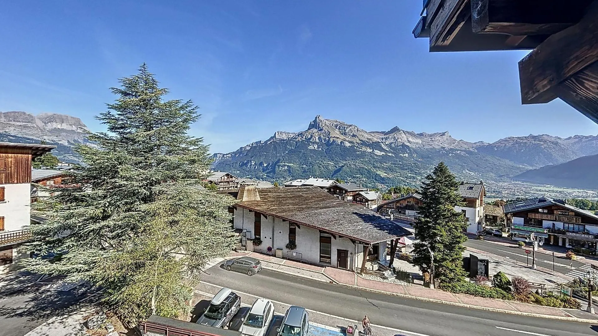 Superbe 3 Pieces Avec Balcons En Plein Coeur De Combloux - Parking, Wifi, Lave-Linge - Fr-1-560-106 Apartment